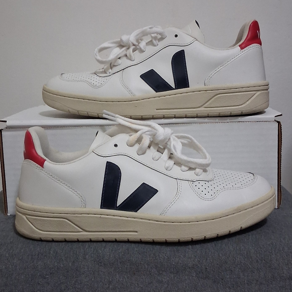 Veja Sneakers
